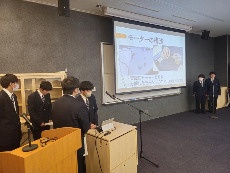 機械ロボットシステム科　課題研究発表会3