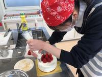 ２０２２　クリスマスケーキ作り3